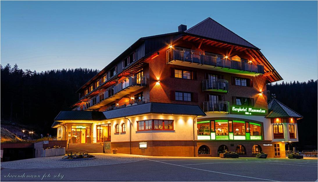 Berghotel Mummelsee Зебах Екстер'єр фото